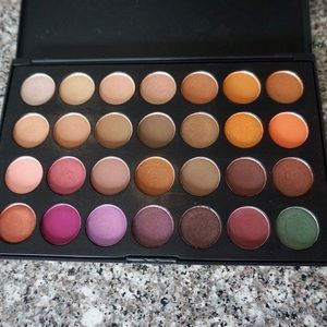 Morphe x Jaclyn Hill palette